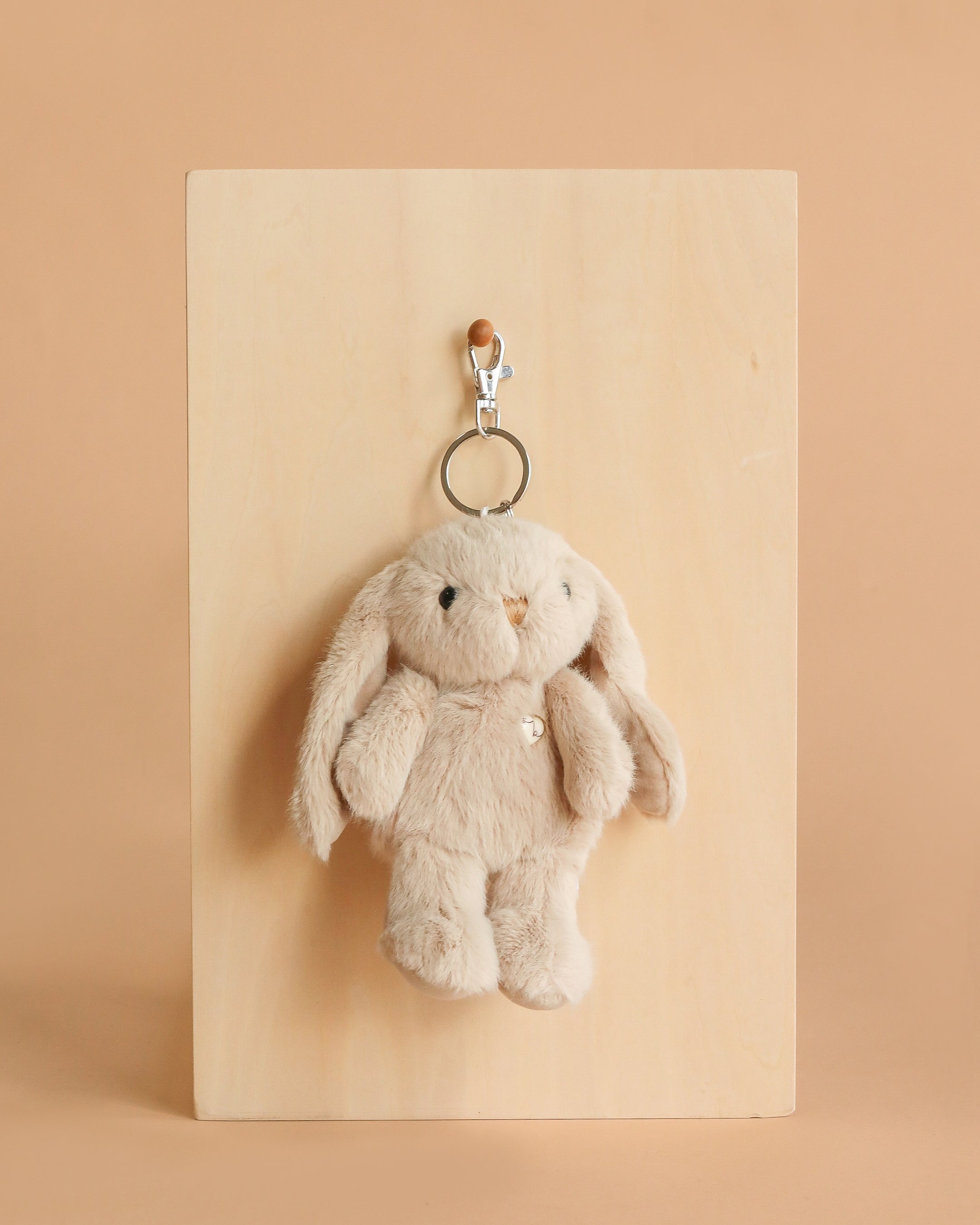 Snuggle Bunnies - Penelope Keyring - Caramel