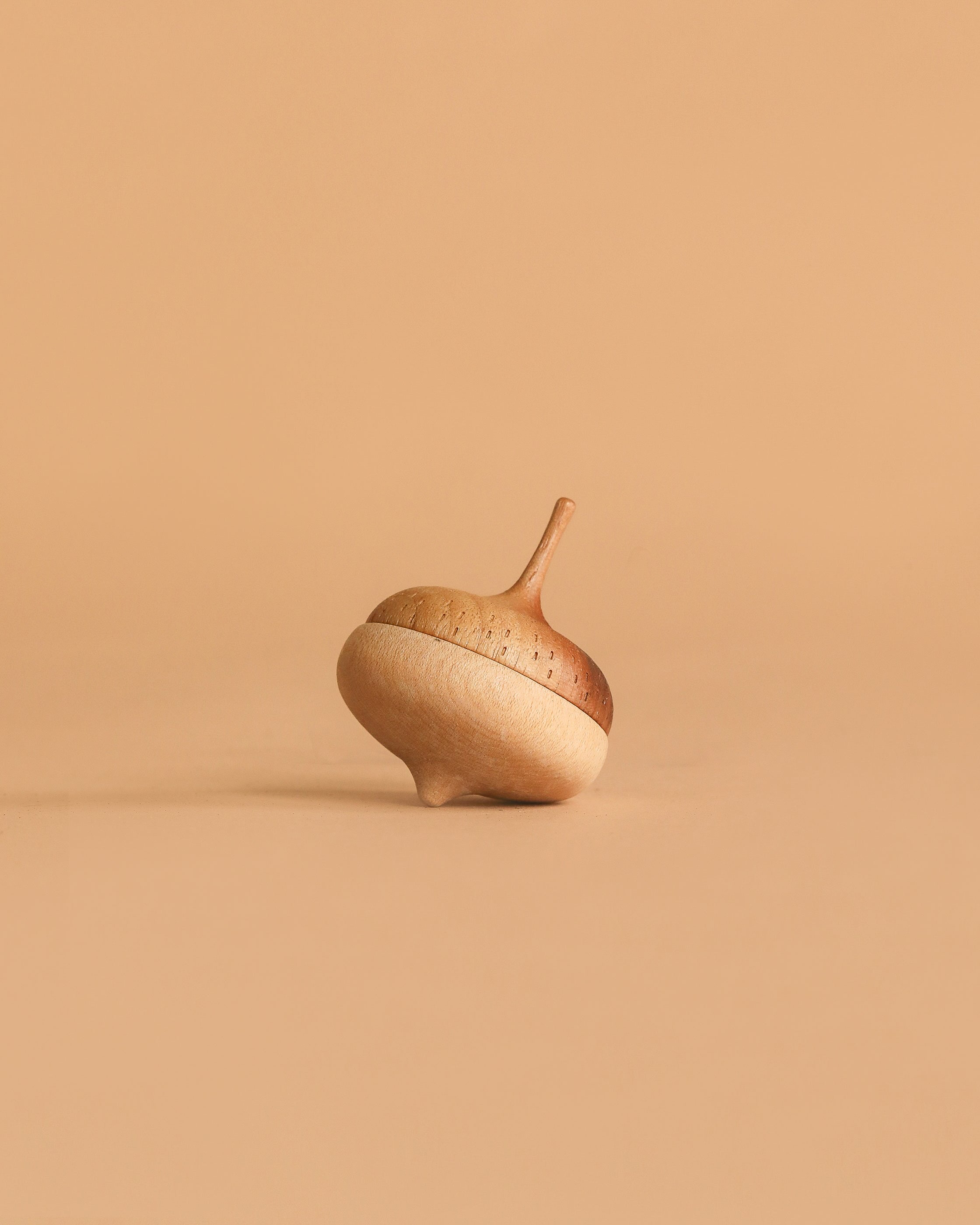 Wooderful Life 
Wooden Spinning Top - Acorn