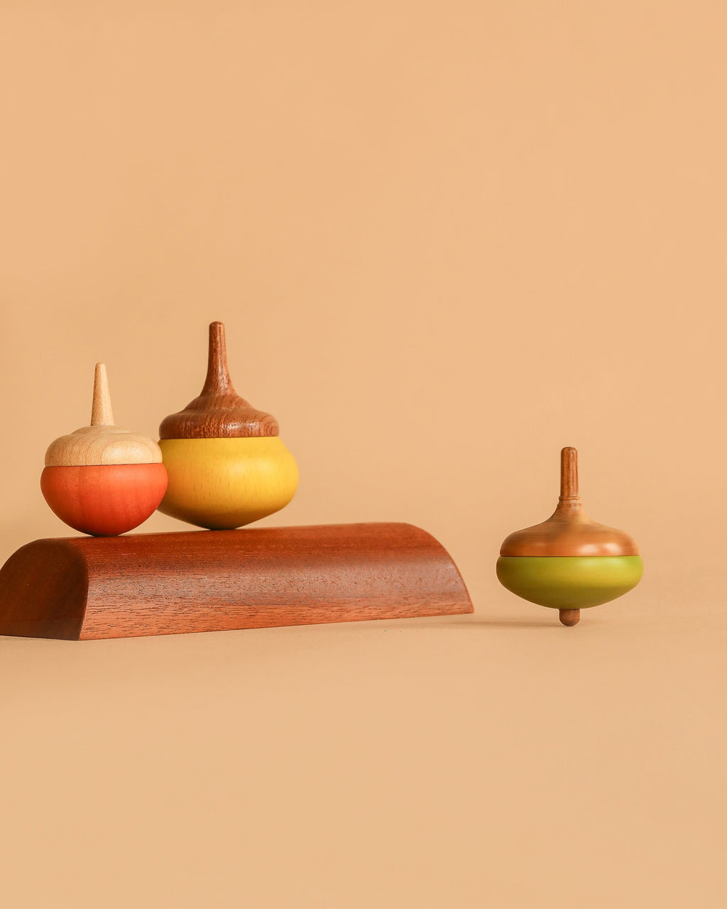 Wooderful Life 
Wooden Spinning Top Set - Chestnut