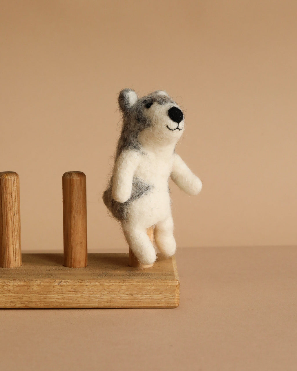 Felt Finger Puppet: Alaskan Husky Dog