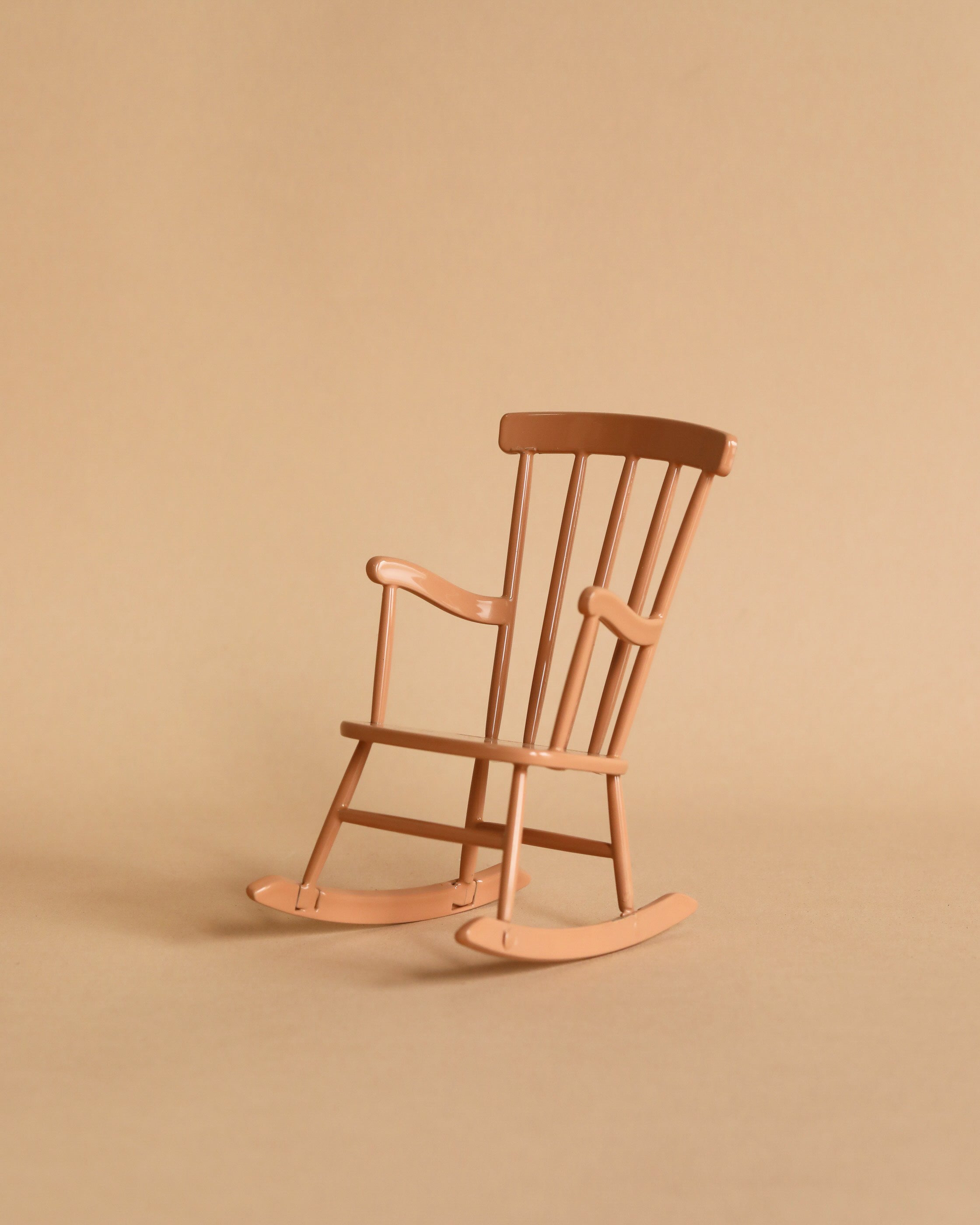 Maileg Rocking Chair, Mouse - Dark Powder