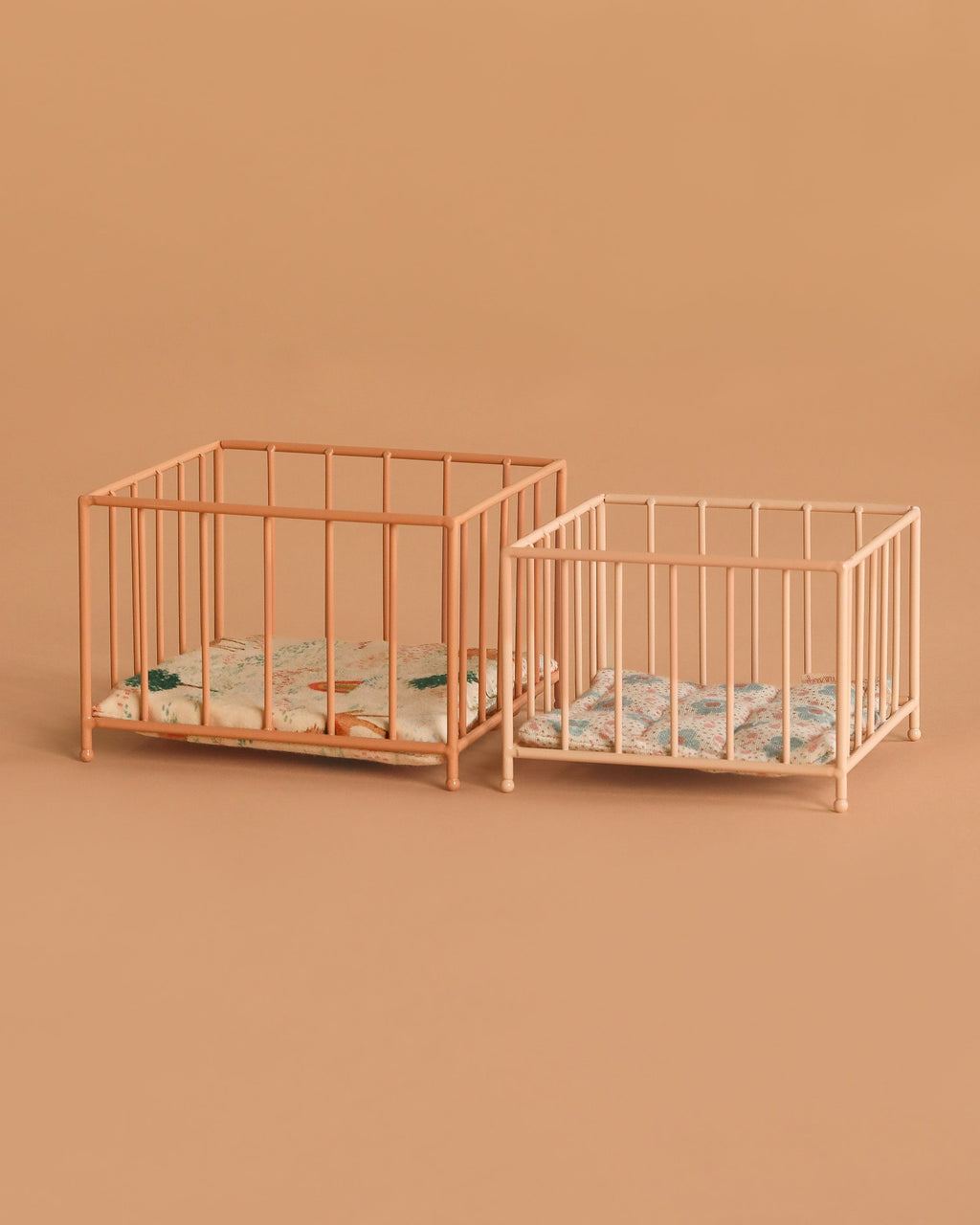 Maileg Playpen, Micro - Dark powder