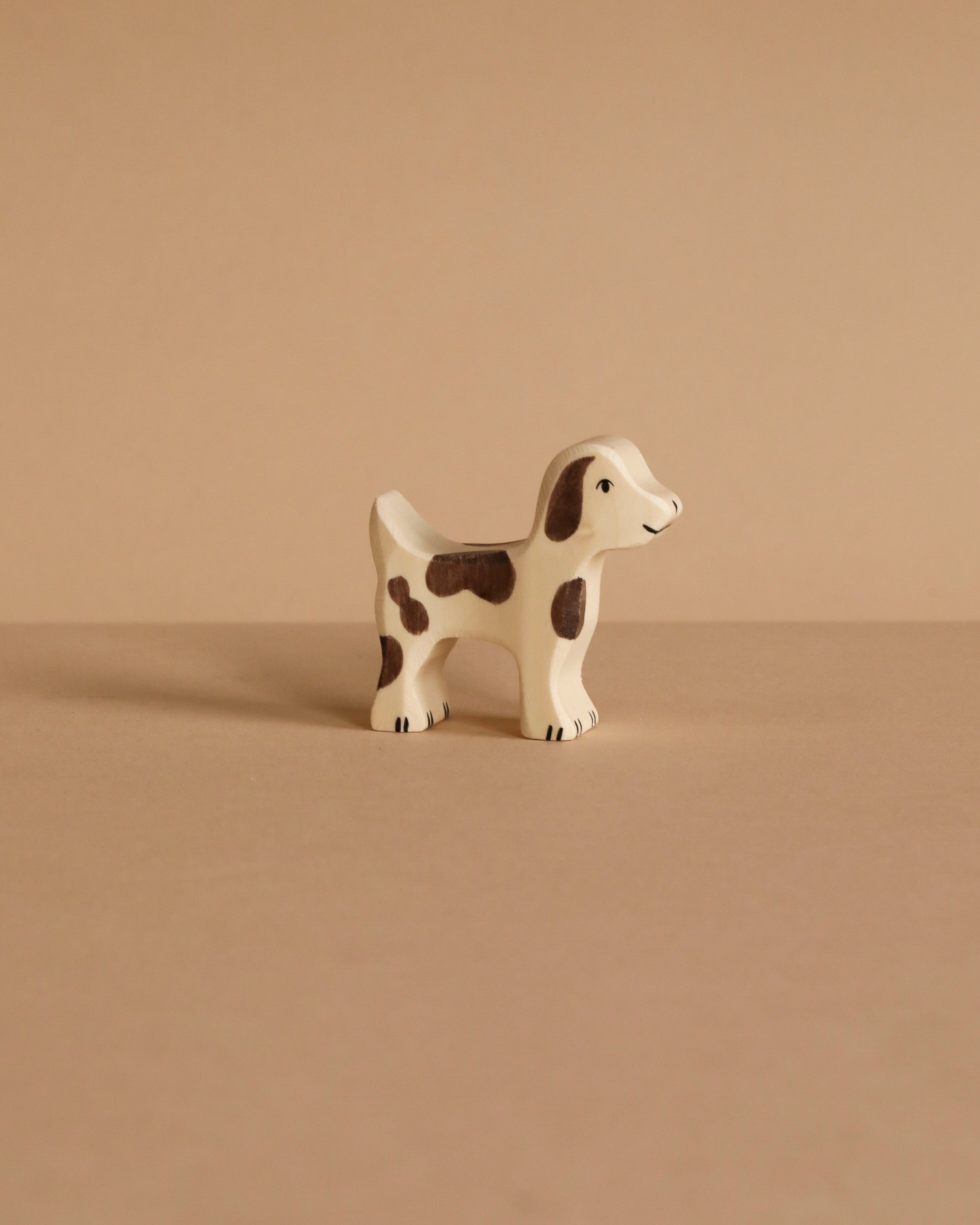 Holztiger Small Farm Dog