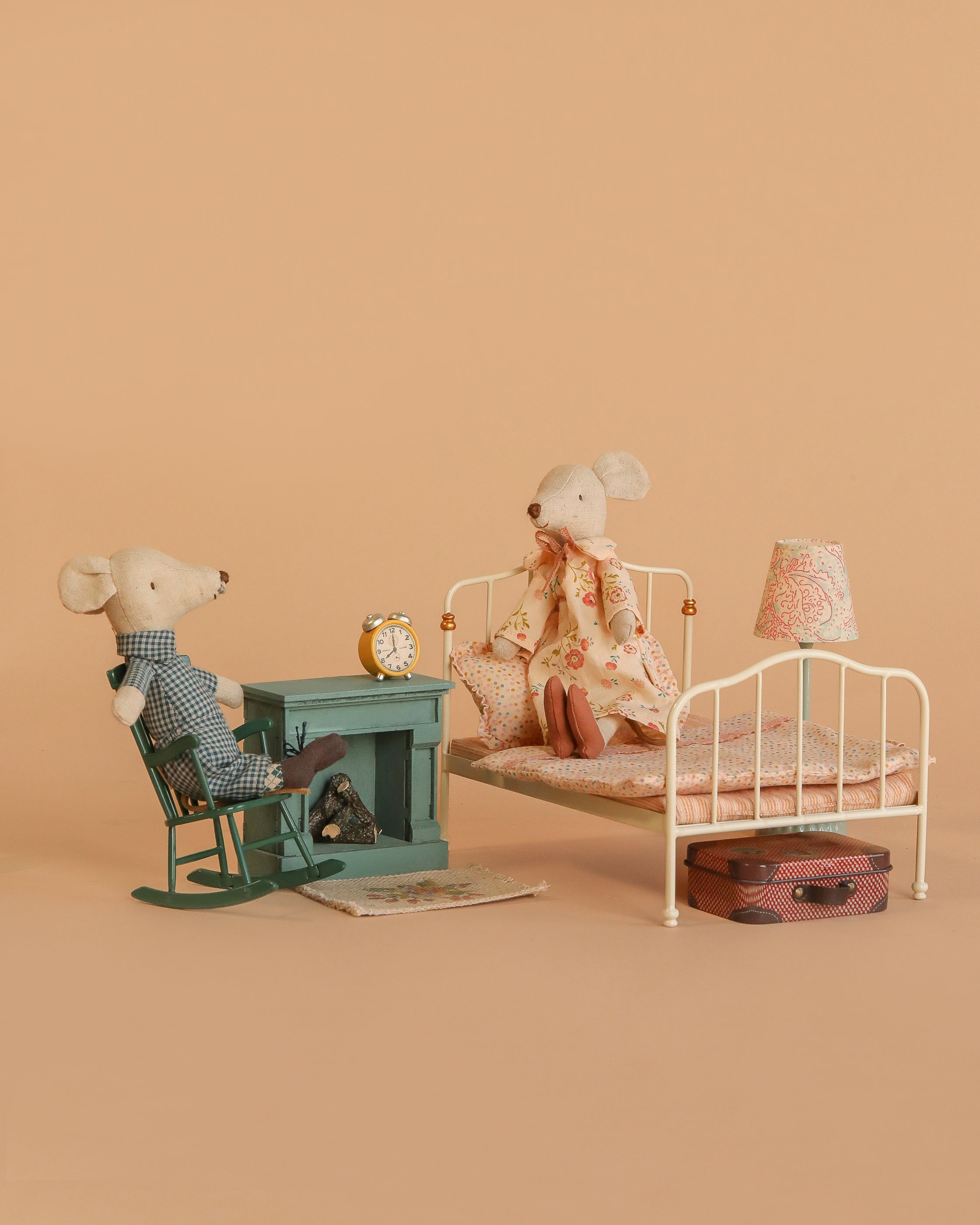 Maileg Grandma and Grandpa Bedroom Set