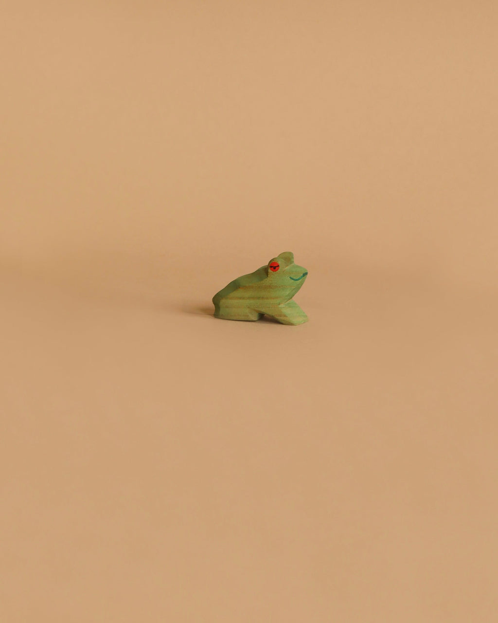 Ostheimer Frog Sitting