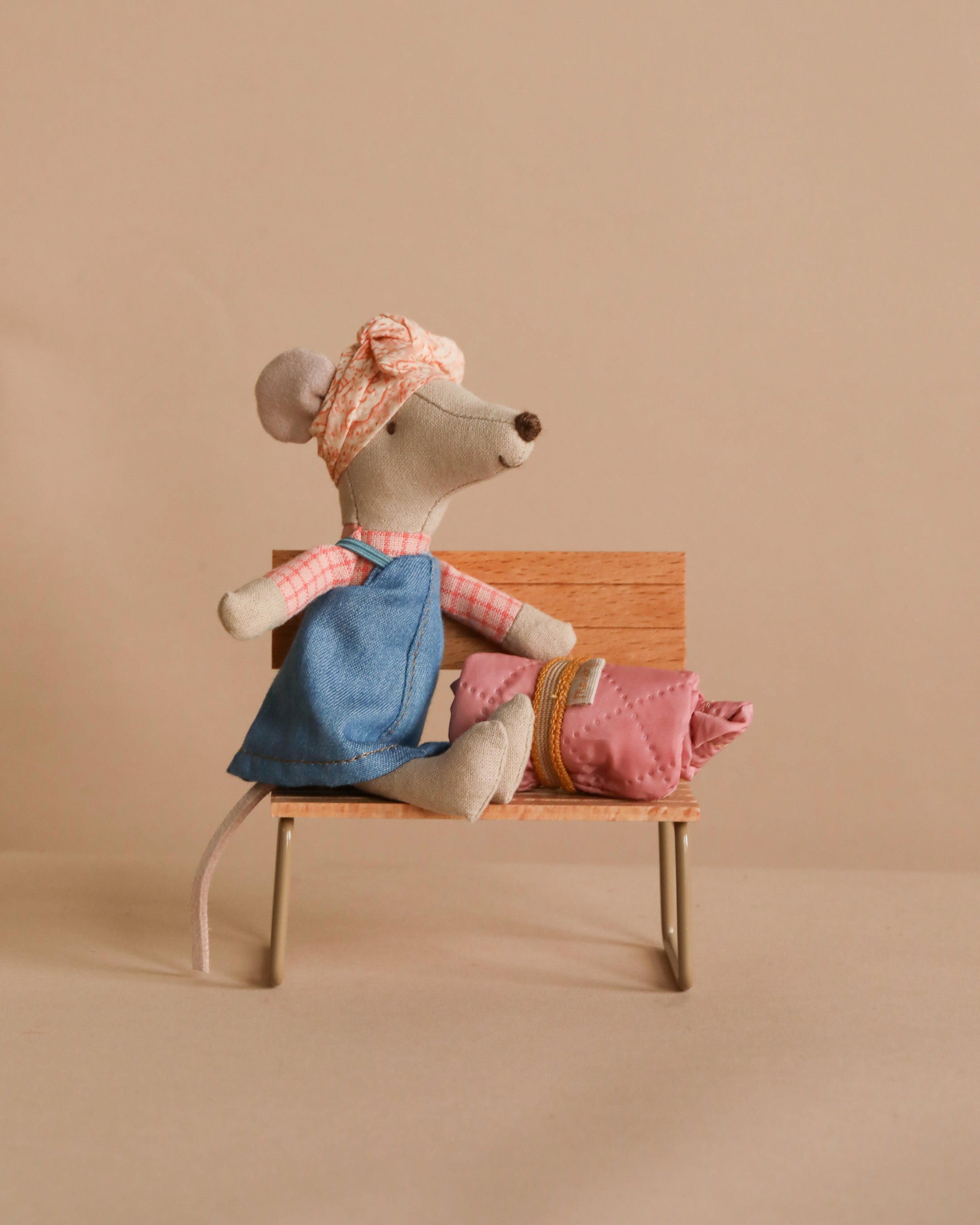 Maileg Hiker Mouse With Blush Sleeping Bag - Big Sister