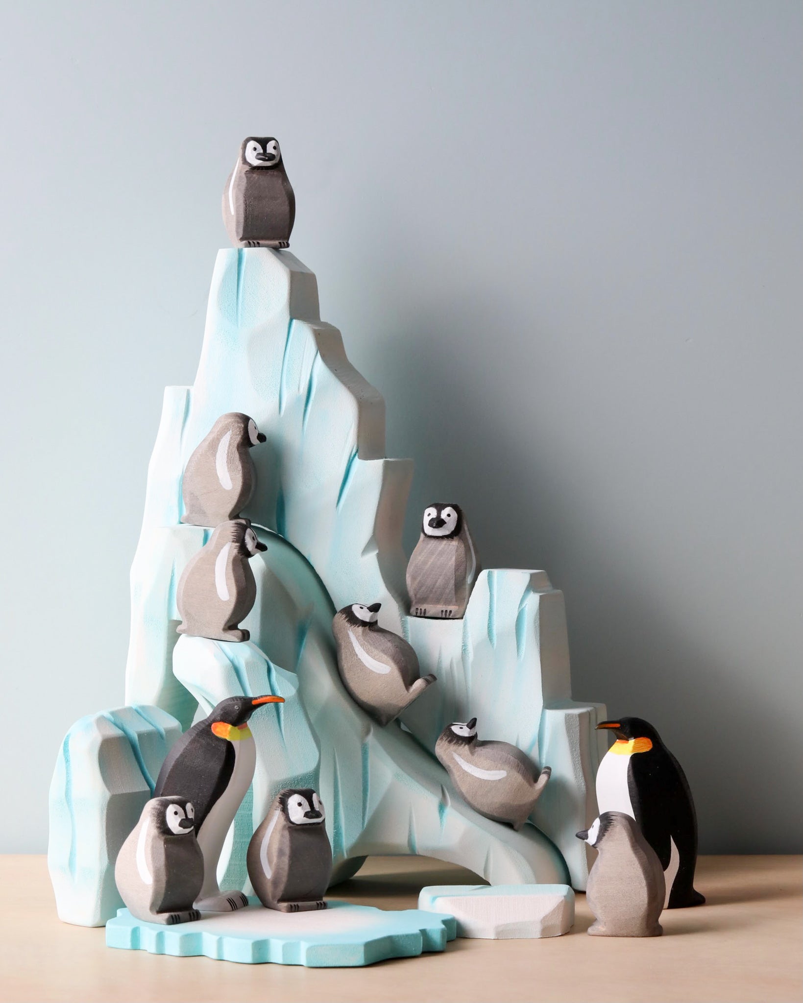 Bumbu Handmade Wooden Penguin Set
