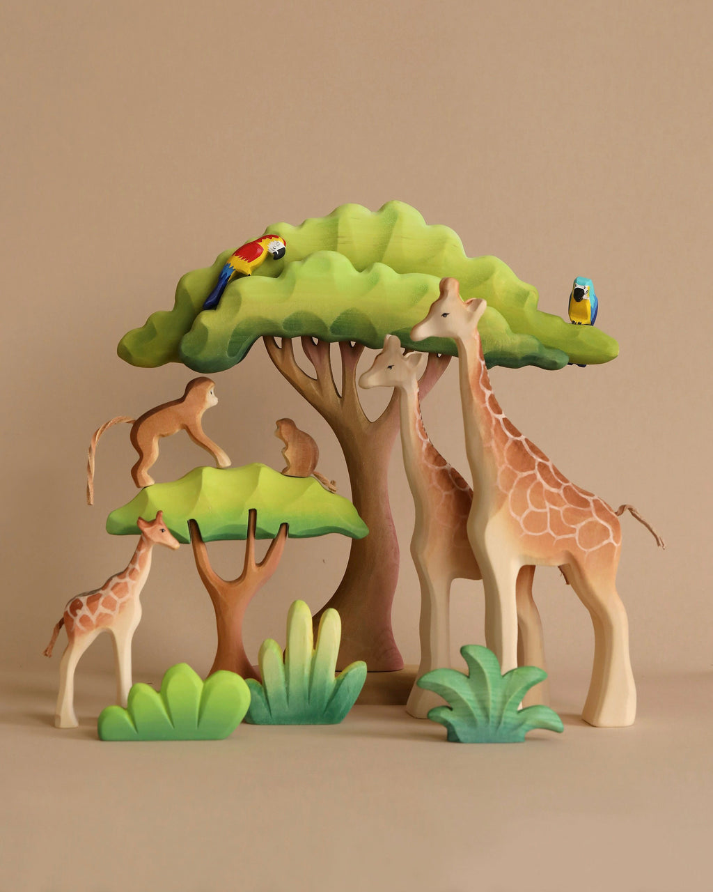 Bumbu Handmade Wooden Giraffe Family Set