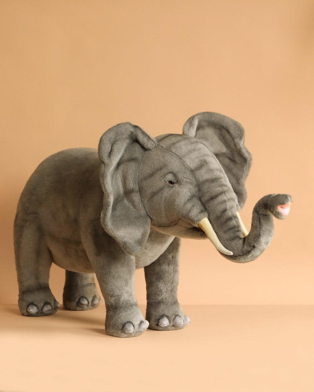 Ride-On Elephant - Final Sale (ships in one week)