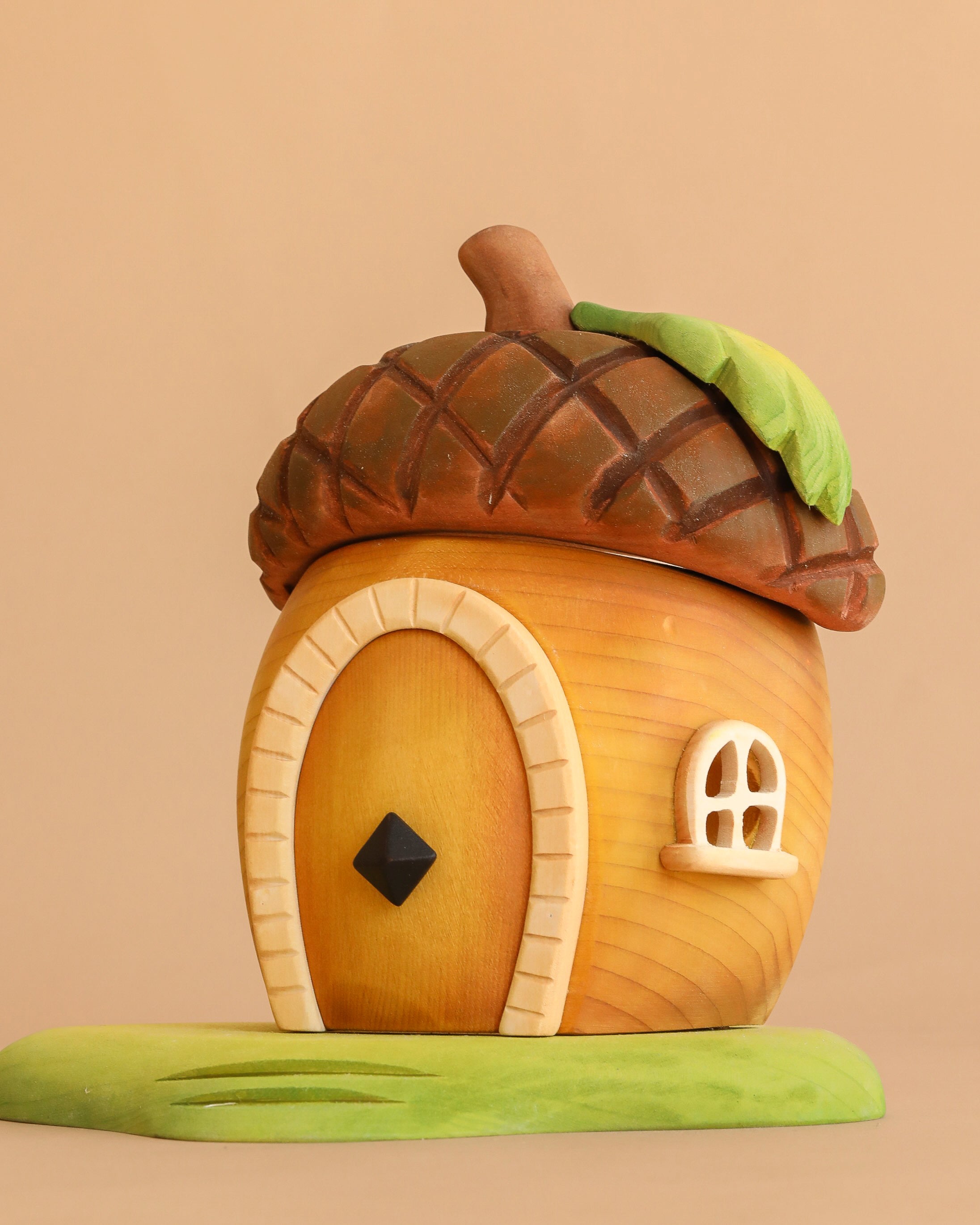 Bumbu Handmade Wooden Acorn House