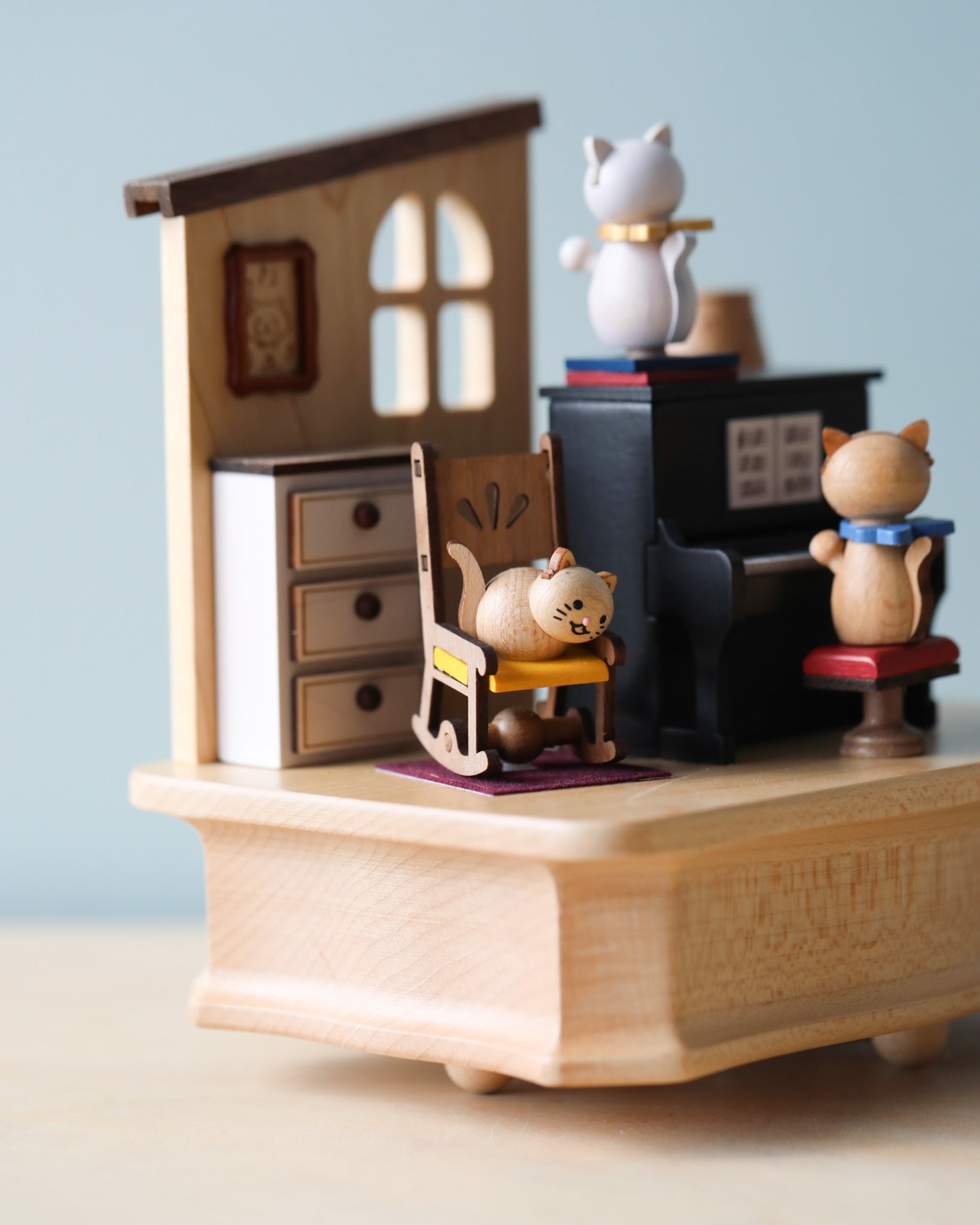 Wooden Cat Playing Piano Music Box
