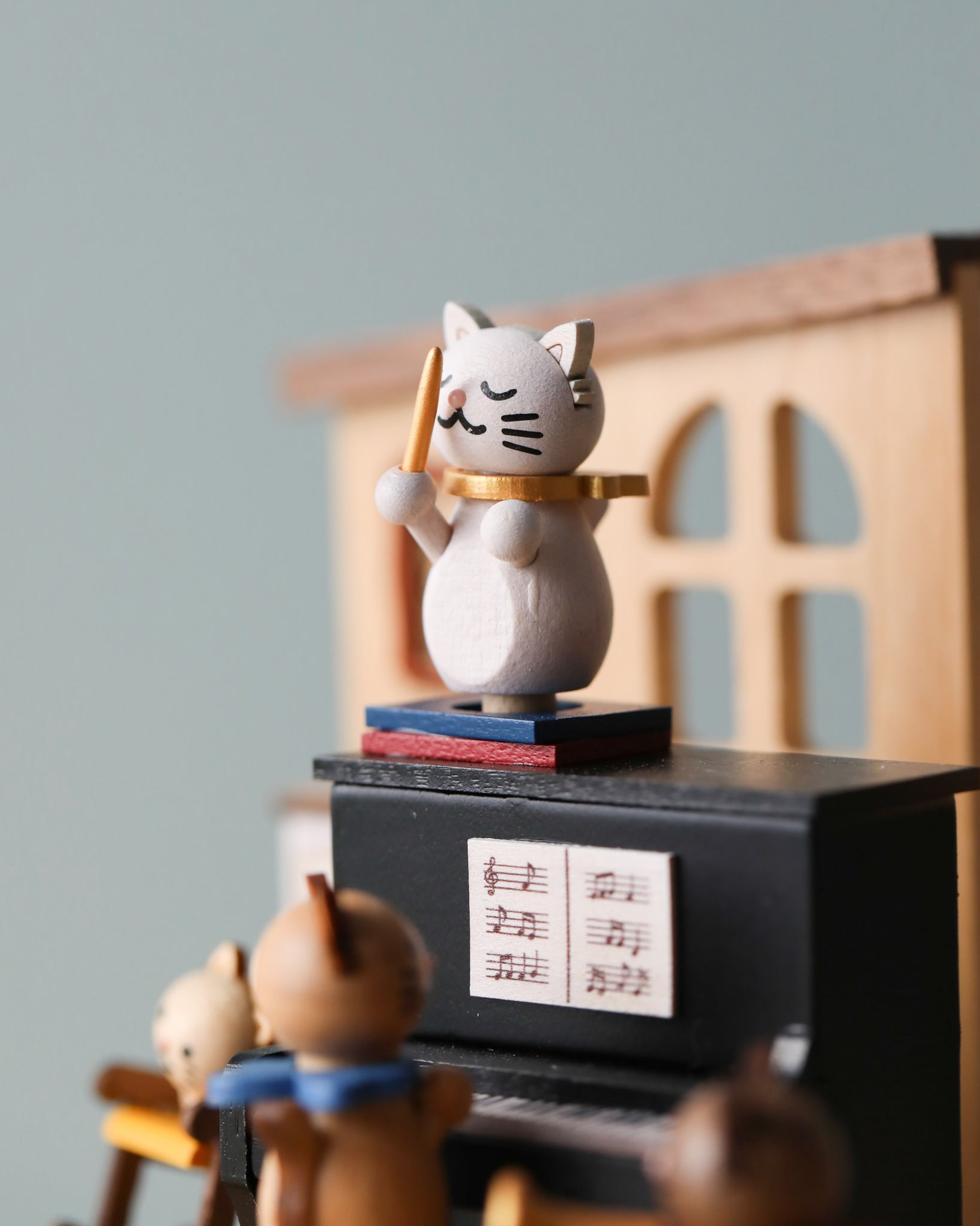 Wooden Cat Playing Piano Music Box