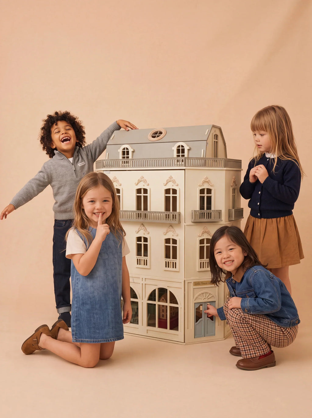 Fully Furnished Dollhouse With Lights, House of Paris