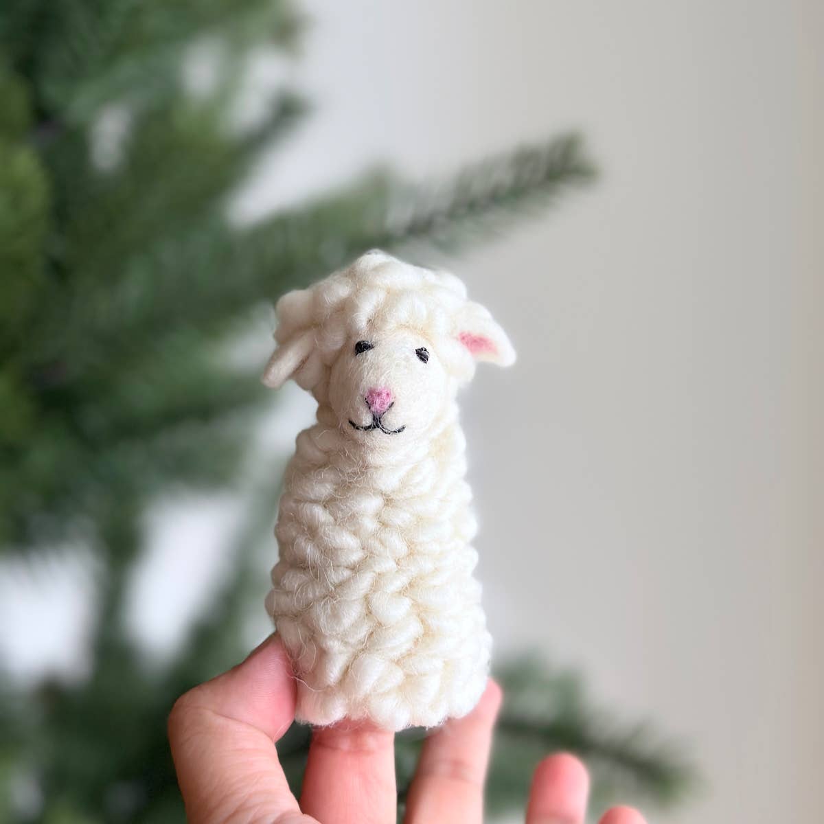 Felt Finger Puppet: Fluffy Sheep - White