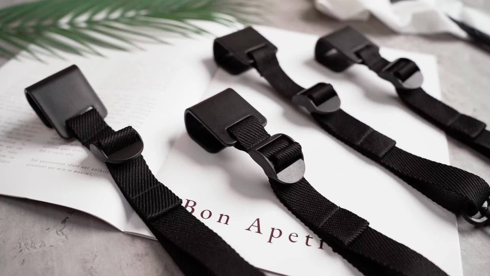 Canopy Hanging Clips for Tent & Vendor Booth – Heavy Duty Clip Set for Hanging Signs, Flags, Lanterns & Banners – Outdoor Camping & Exhibition Display Clips, Black, 5pcs or 8pcs