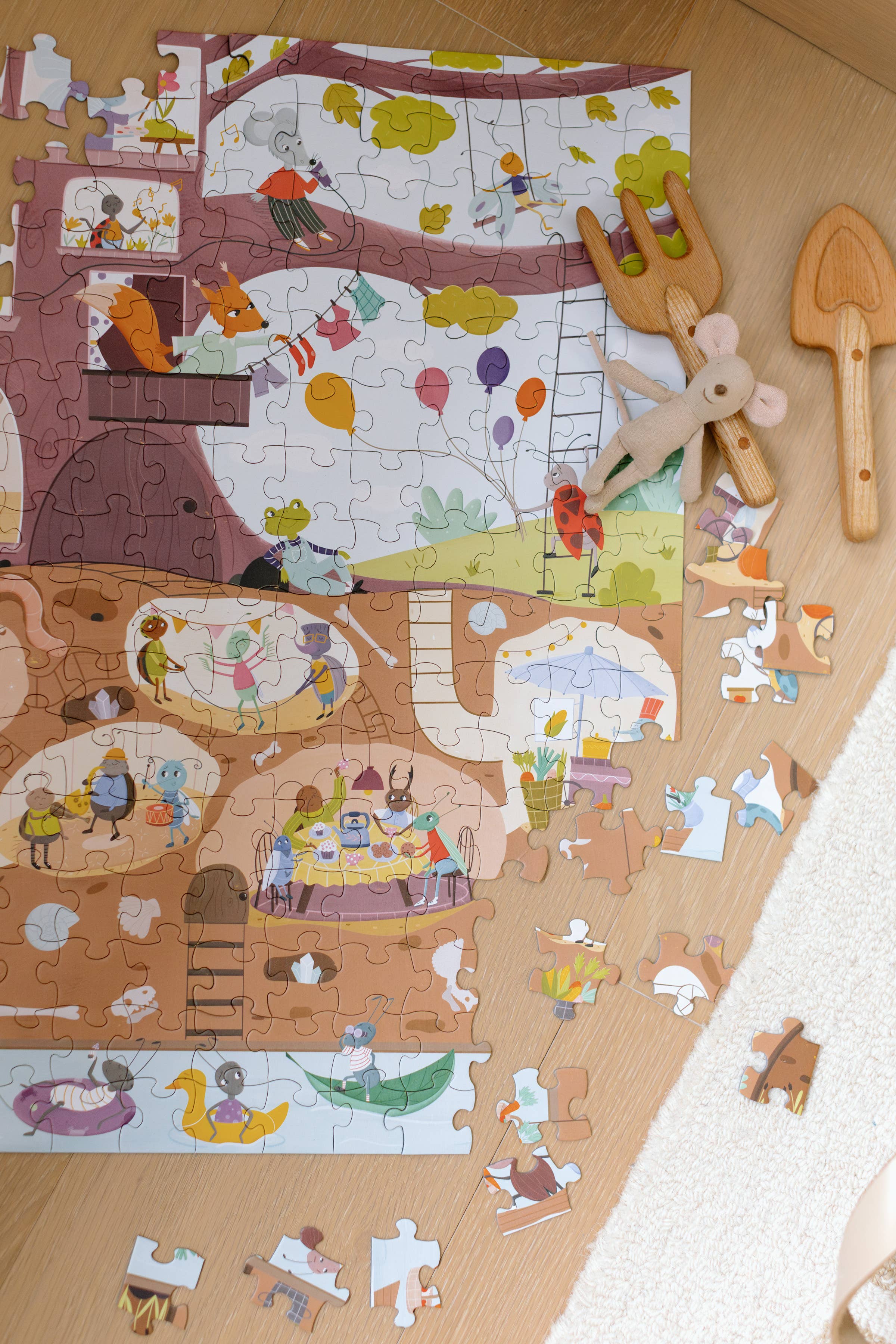 Beneath the Branches 200 Piece Puzzle