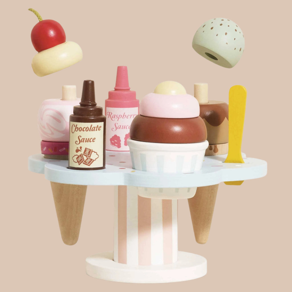 Wooden Ice Cream Stand & Toppings