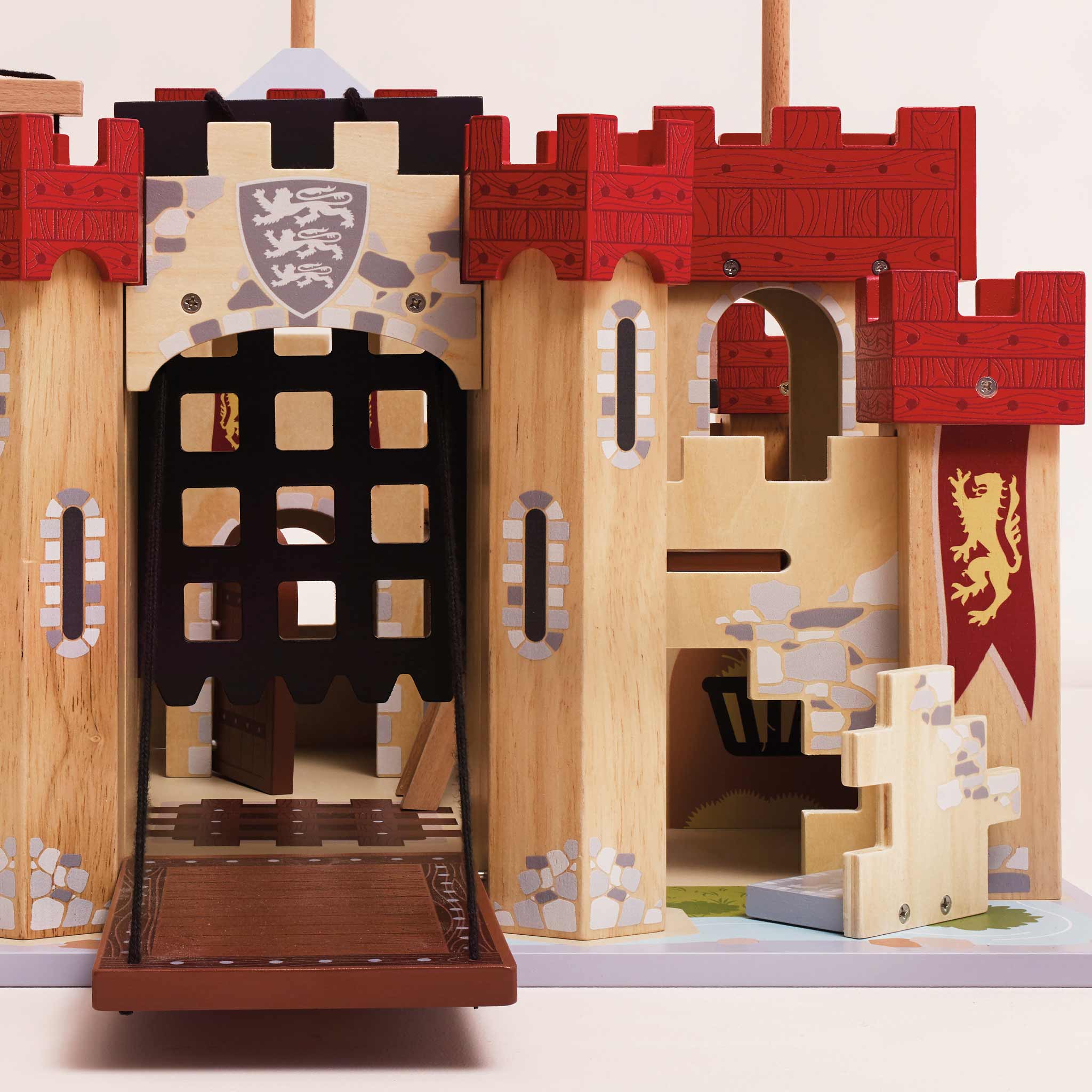 Lionheart Wooden Castle