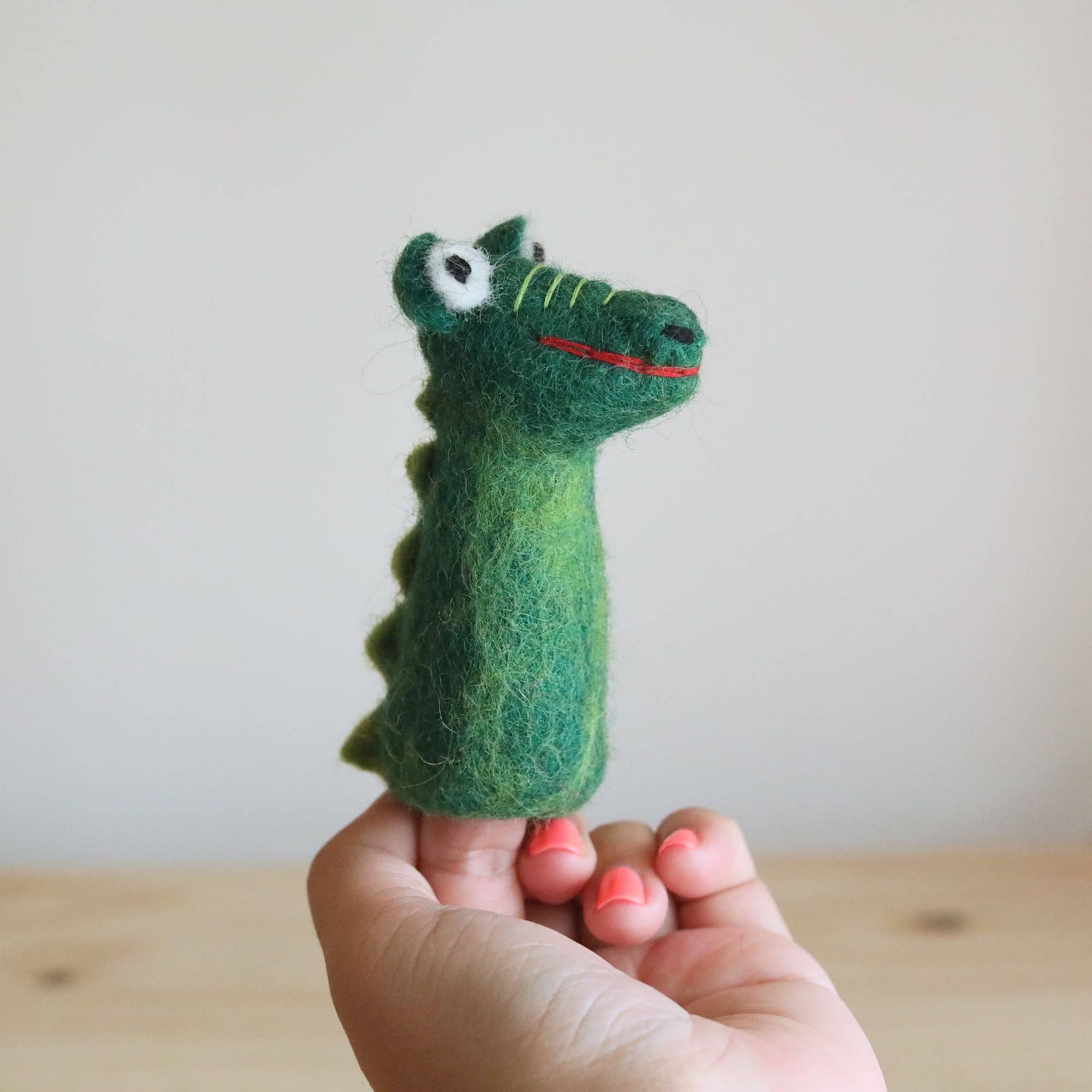 Felt Finger Puppet: Alligator