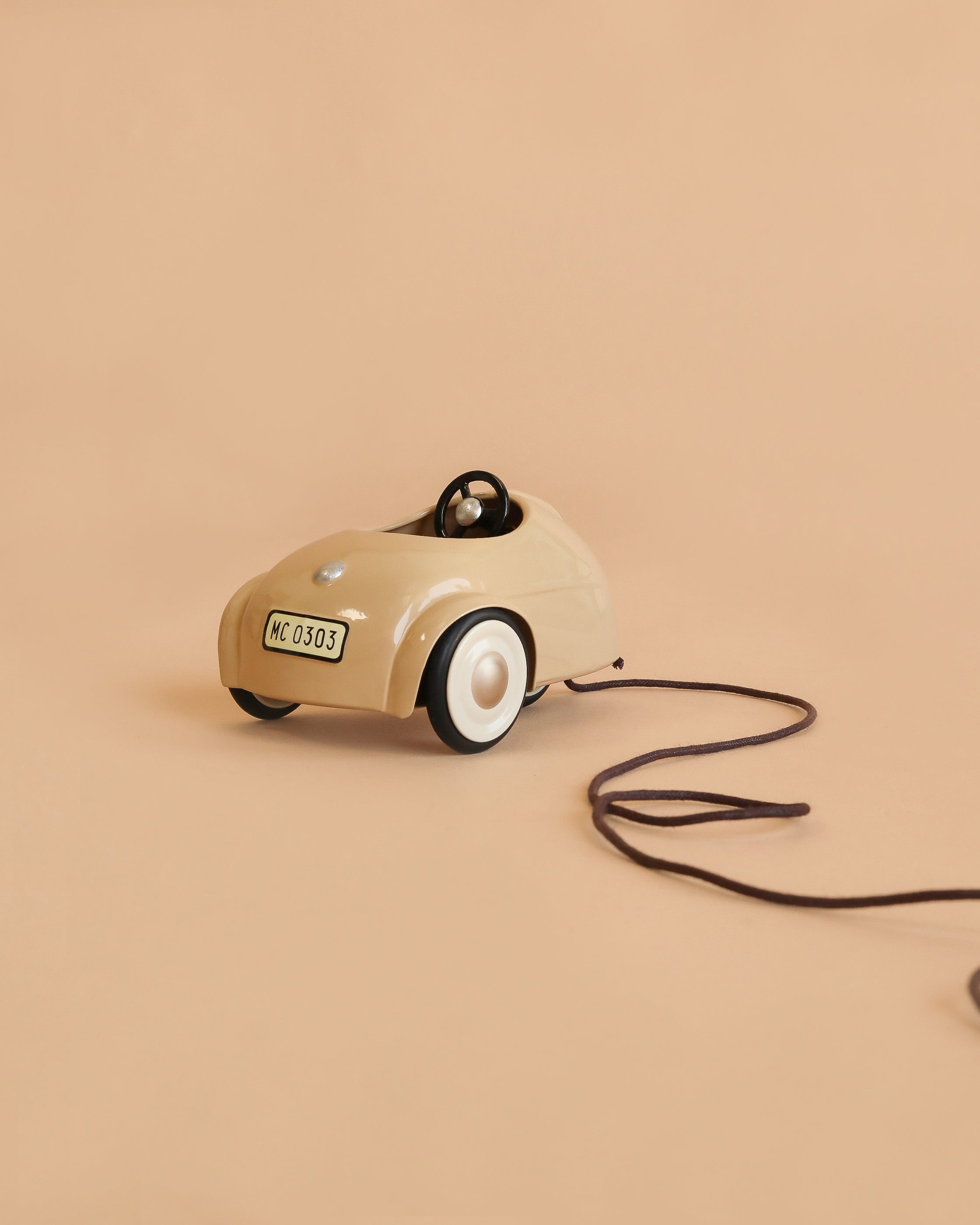 Maileg Car, Mouse - Wheat