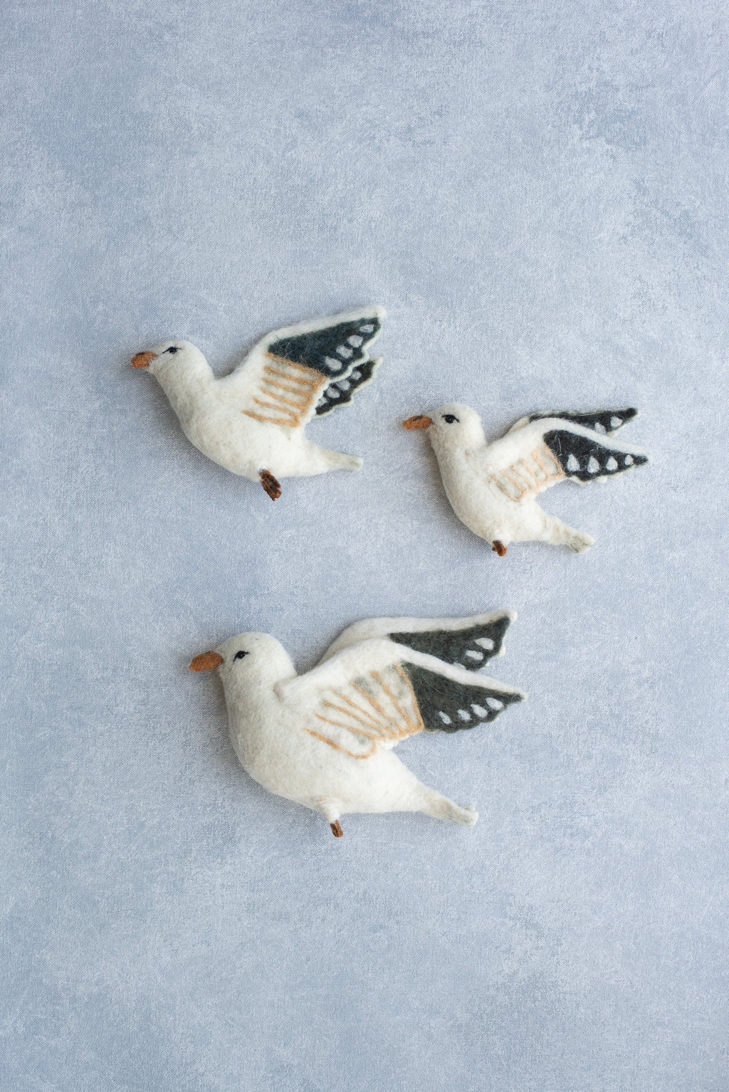 Flying Seagulls Wall Decor