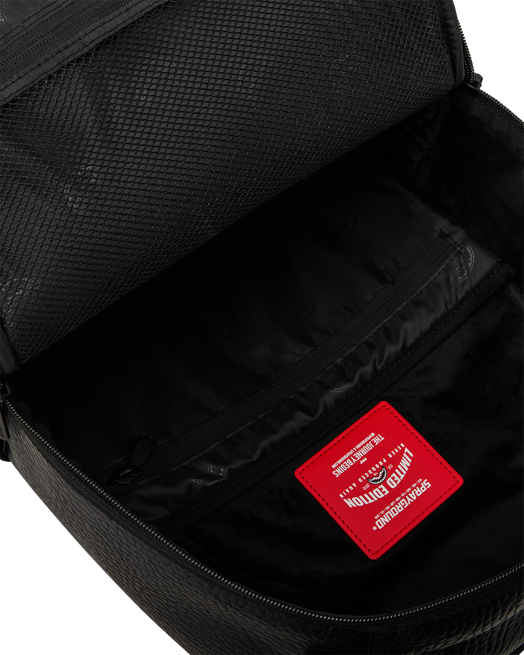 DE LUXE BACKPACK