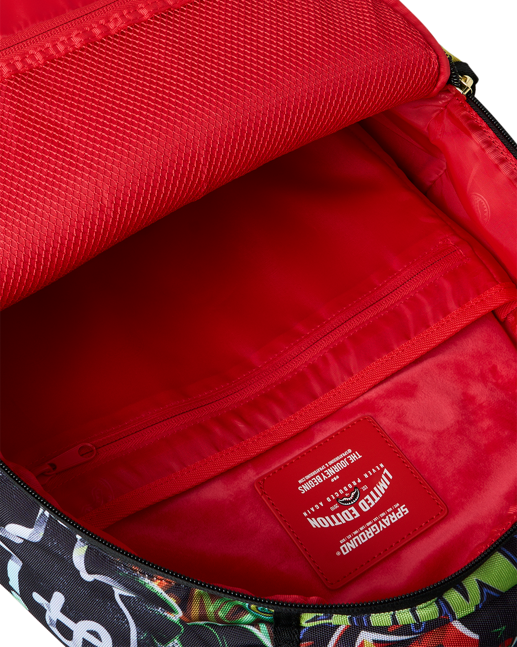 MONEYBEAR TUNNEL MURAL BACKPACK