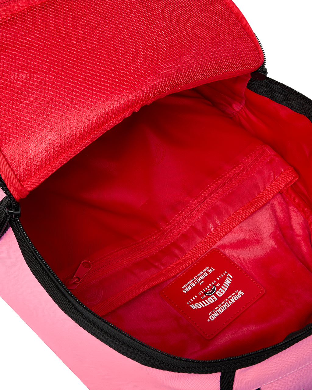 SHARK CENTRAL EMBROIDERED EFFECT BACKPACK
