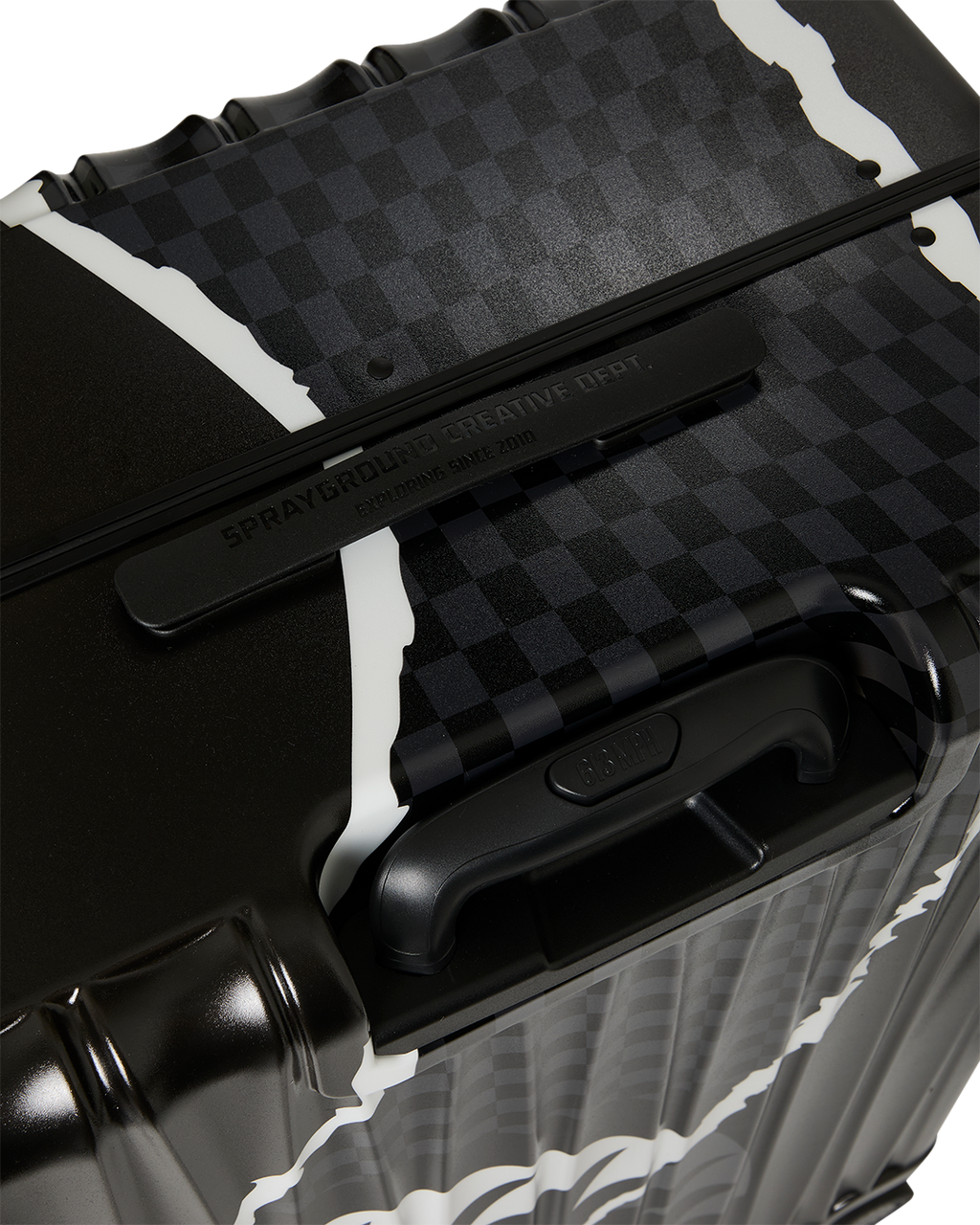 SHARK SLASH FULL-SIZE LUGGAGE