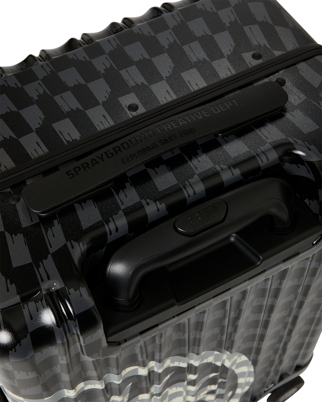 NOIR FANG CARRY-ON LUGGAGE