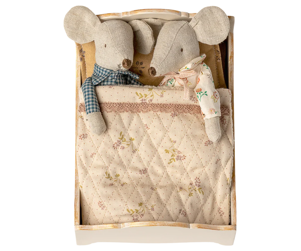 Maileg Wooden Bed, Mouse - Off White