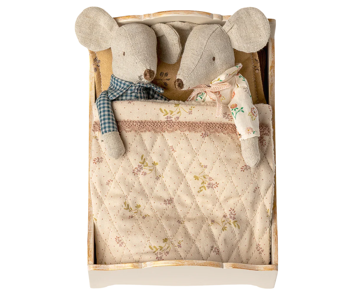 Maileg Wooden Bed, Mouse - Off White