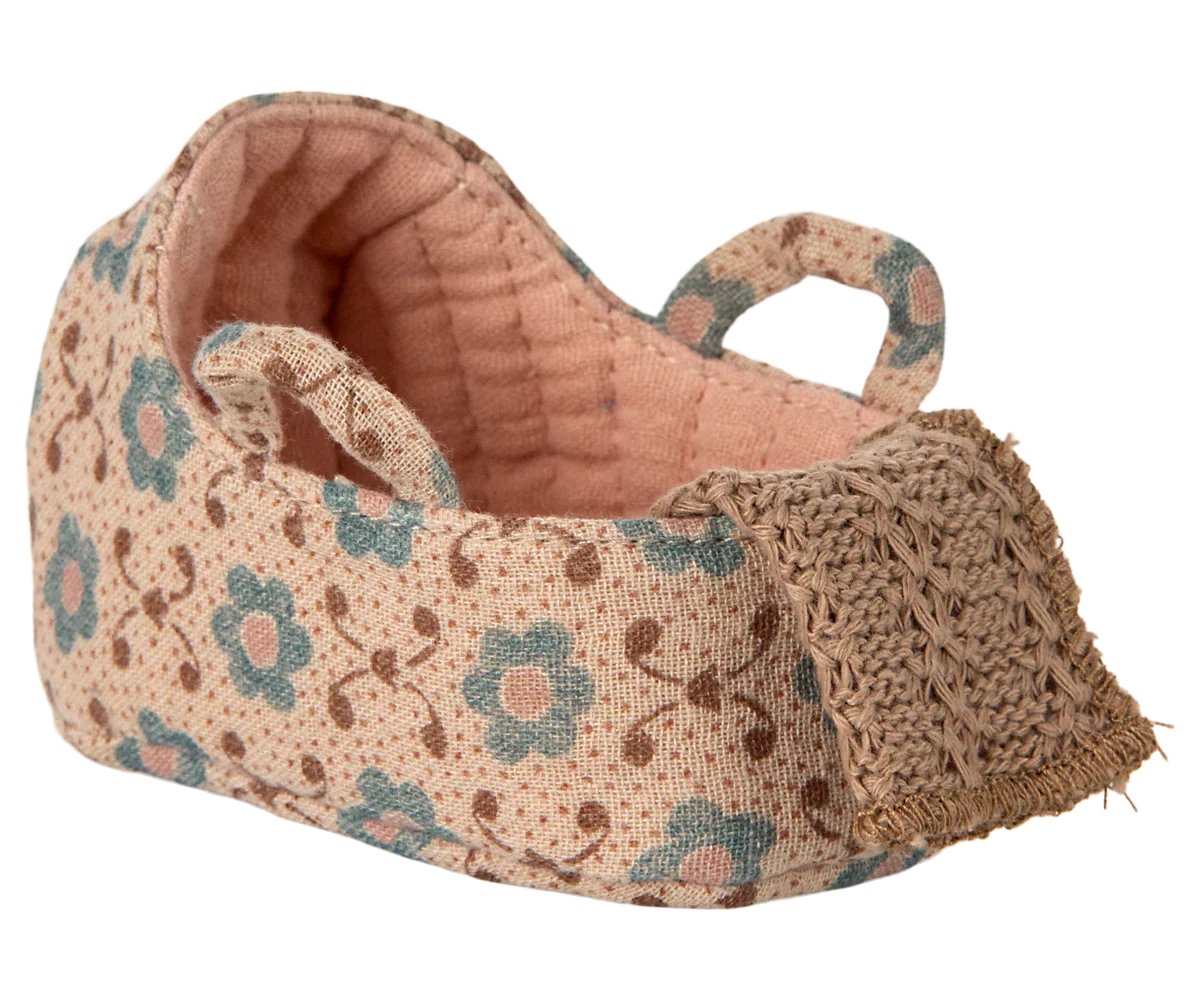 Maileg Carry Cot, Baby Mouse Size - Rose