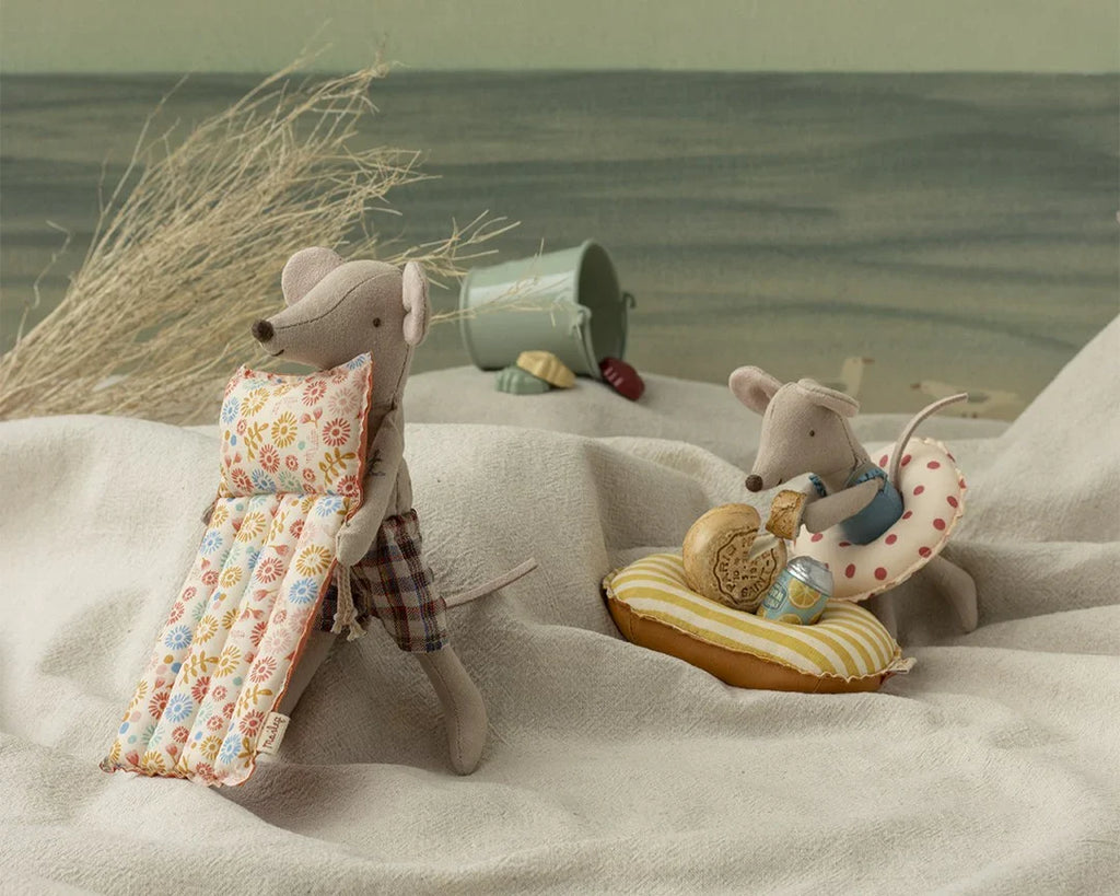 Maileg Beach Mouse with Air Mattress - Dad