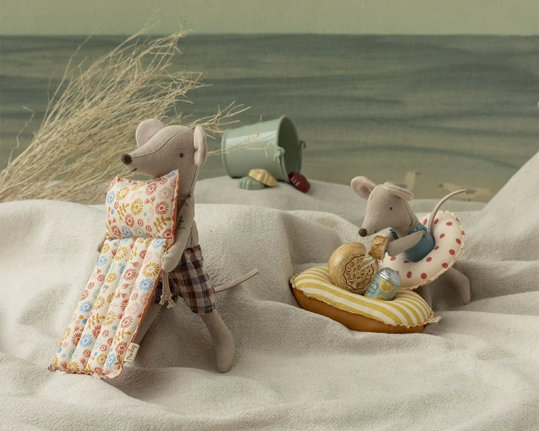 Maileg Beach Mouse with Air Mattress - Dad