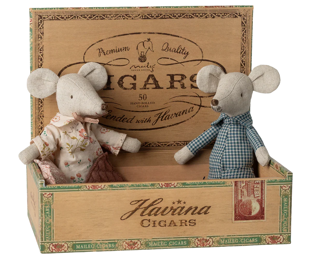 Maileg Grandma and Grandpa Mice in Cigar Box