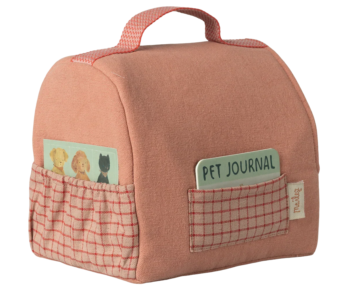 Maileg Pet Carrier - Coral