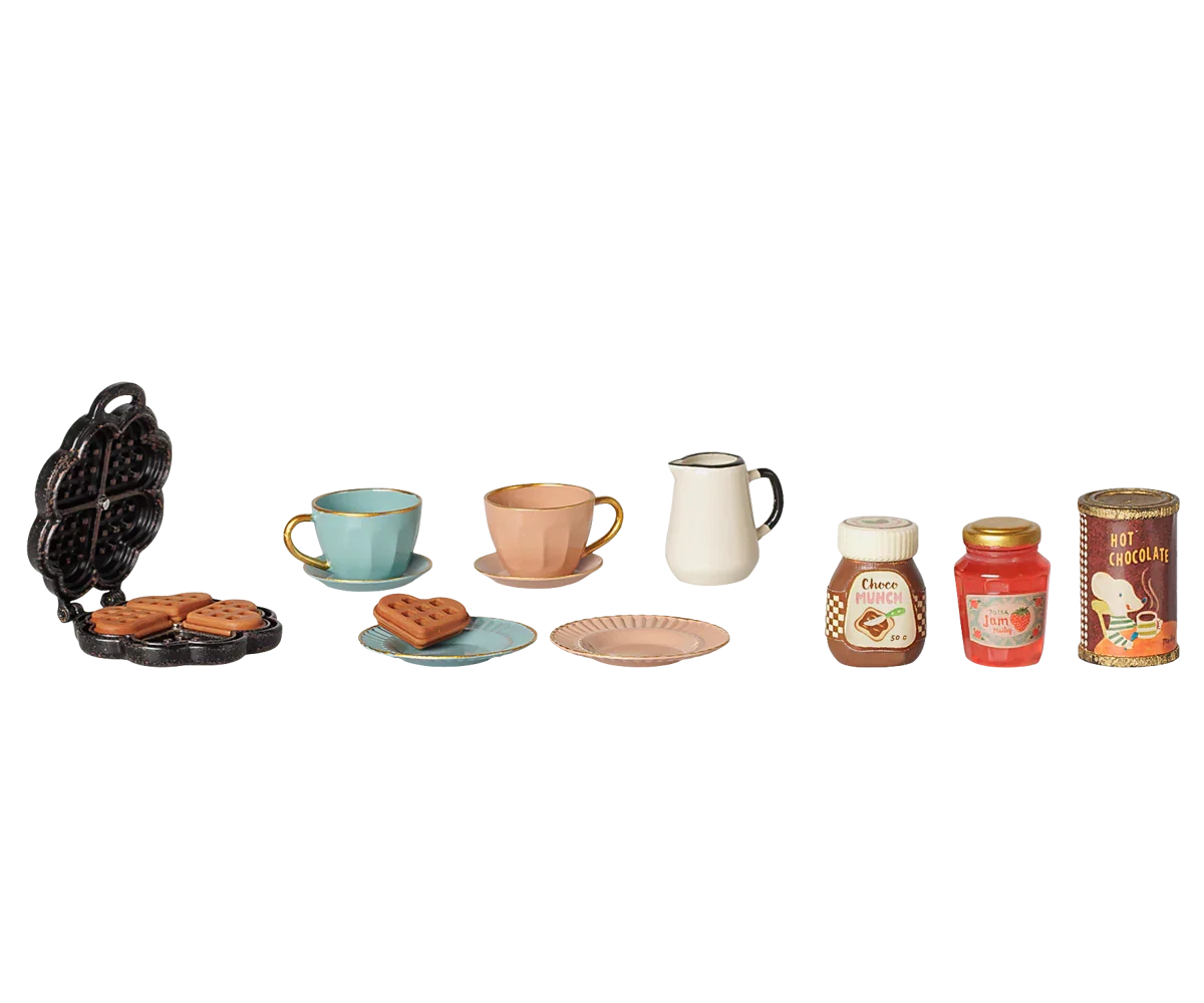 PRE-ORDER: Maileg Waffle Set, Mouse (Estimated Arrival Mid October)
