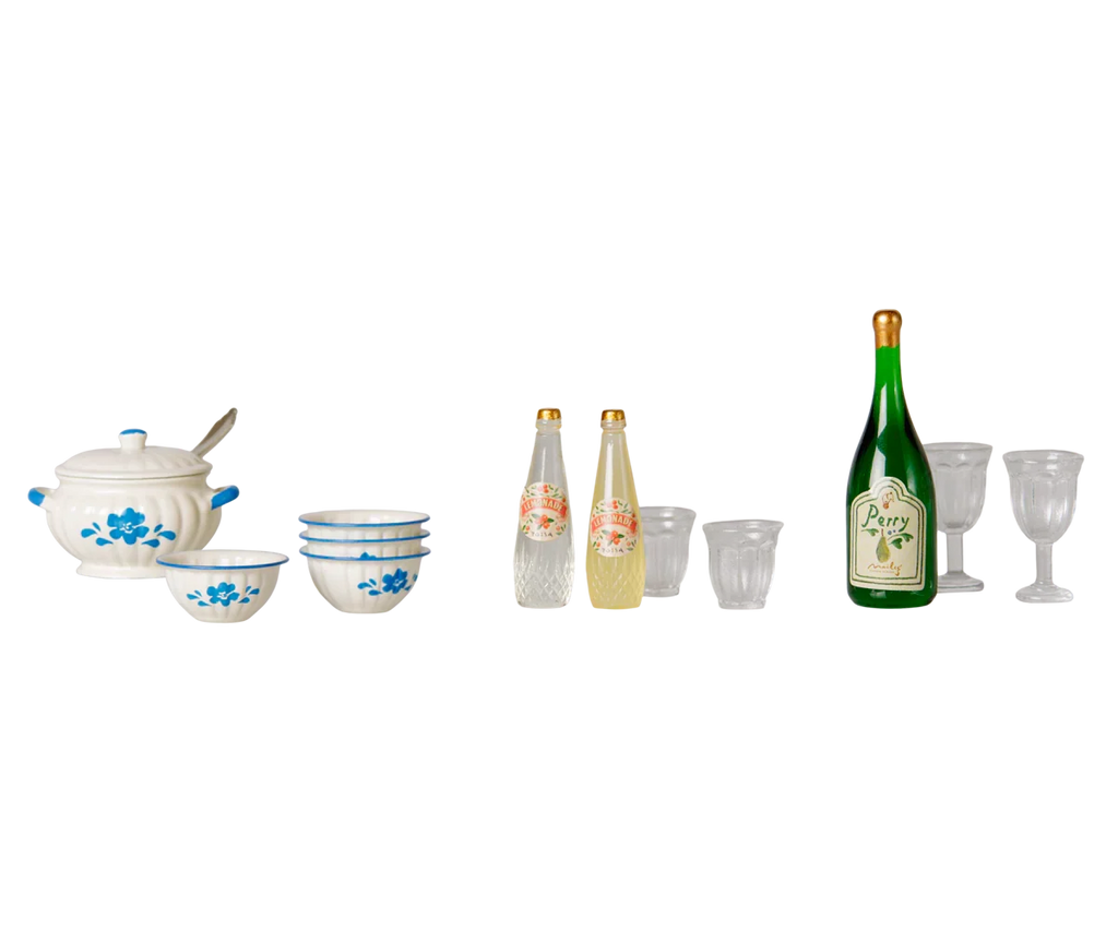 PRE-ORDER: Maileg Soup Set, Mouse (Estimated Arrival Early November)