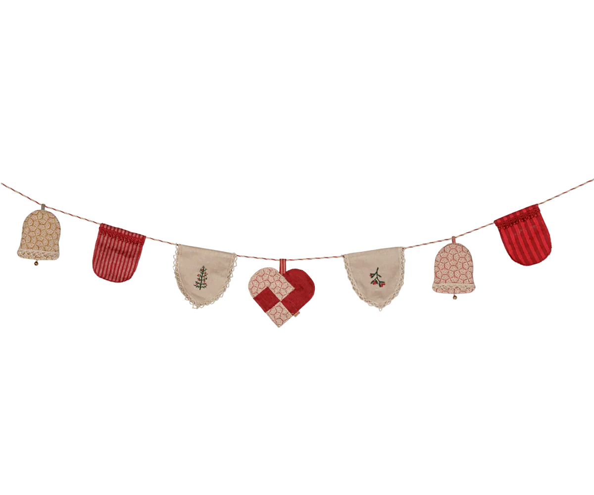 PRE-ORDER: Maileg Christmas Garland (Estimated Arrival Mid October)