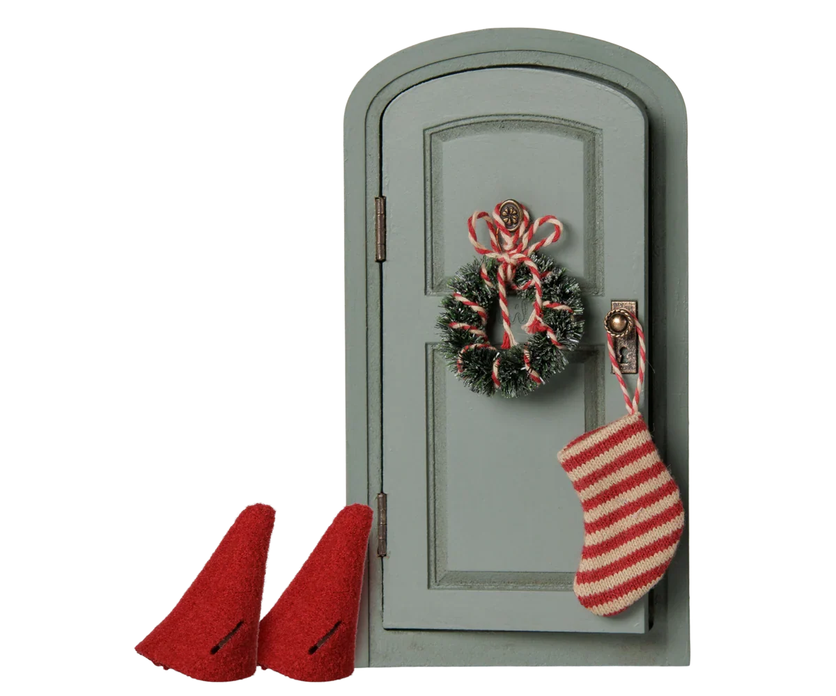 PRE-ORDER: Maileg Christmas Door Set, Mouse (Estimated Arrival Early November)