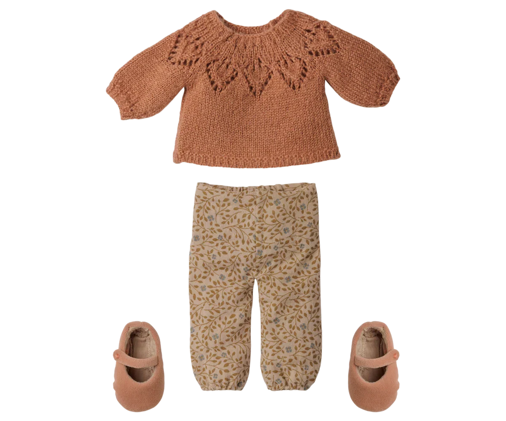 PRE-ORDER: Maileg Bunny, Size 3 - Classic - Pants and Knitted Sweater (Estimated Arrival Early November)
