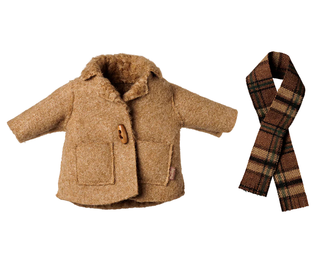 PRE-ORDER: Maileg Jacket and Scarf - Medium Mouse (Estimated Arrival Early November)
