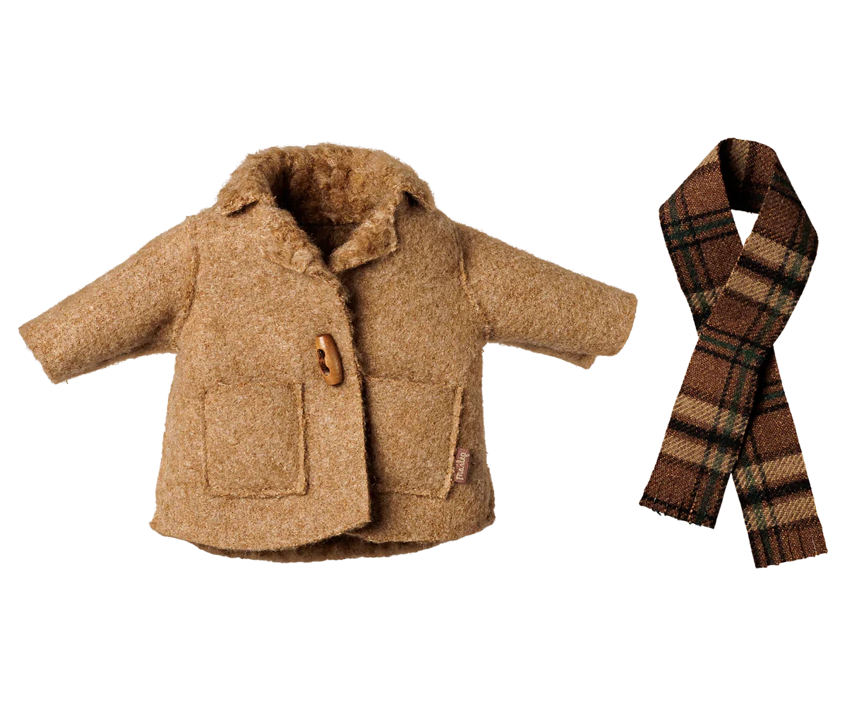 PRE-ORDER: Maileg Jacket and Scarf - Medium Mouse (Estimated Arrival Early November)