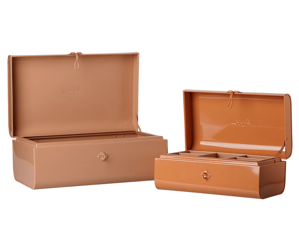 PRE-ORDER: Maileg Storage Suitcase Set - Powder/Coral with Tray (Estimated Arrival Early November)