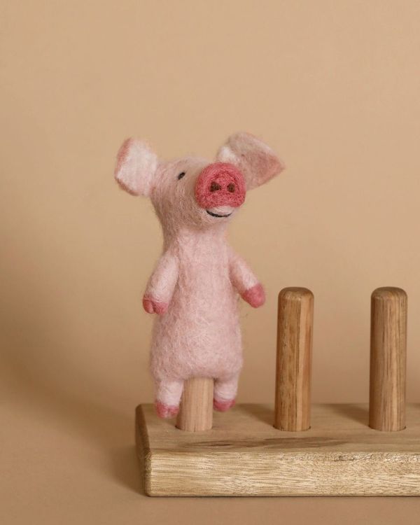 Felt Finger Puppet: Pig
