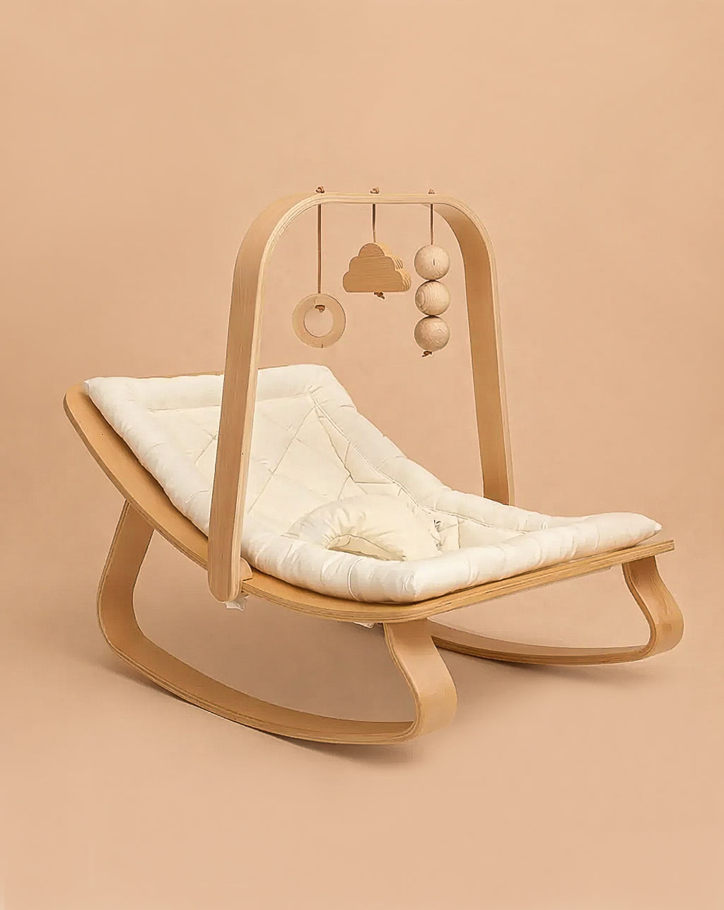 Charlie Crane LEVO Baby Rocker with Organic White Cushion