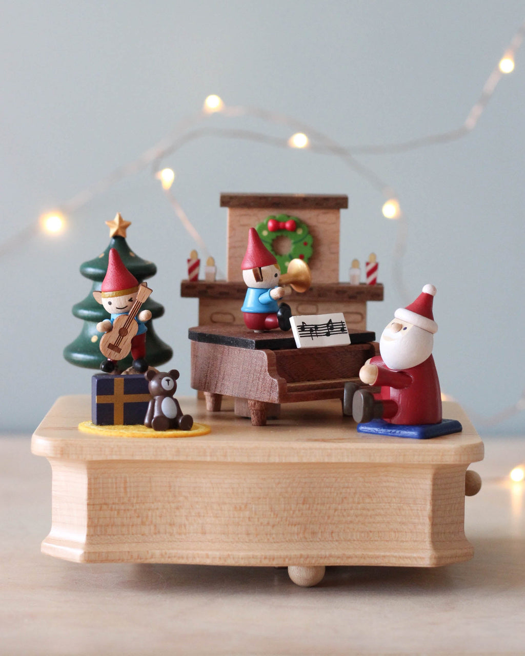 Santa's Christmas Concert Music Box