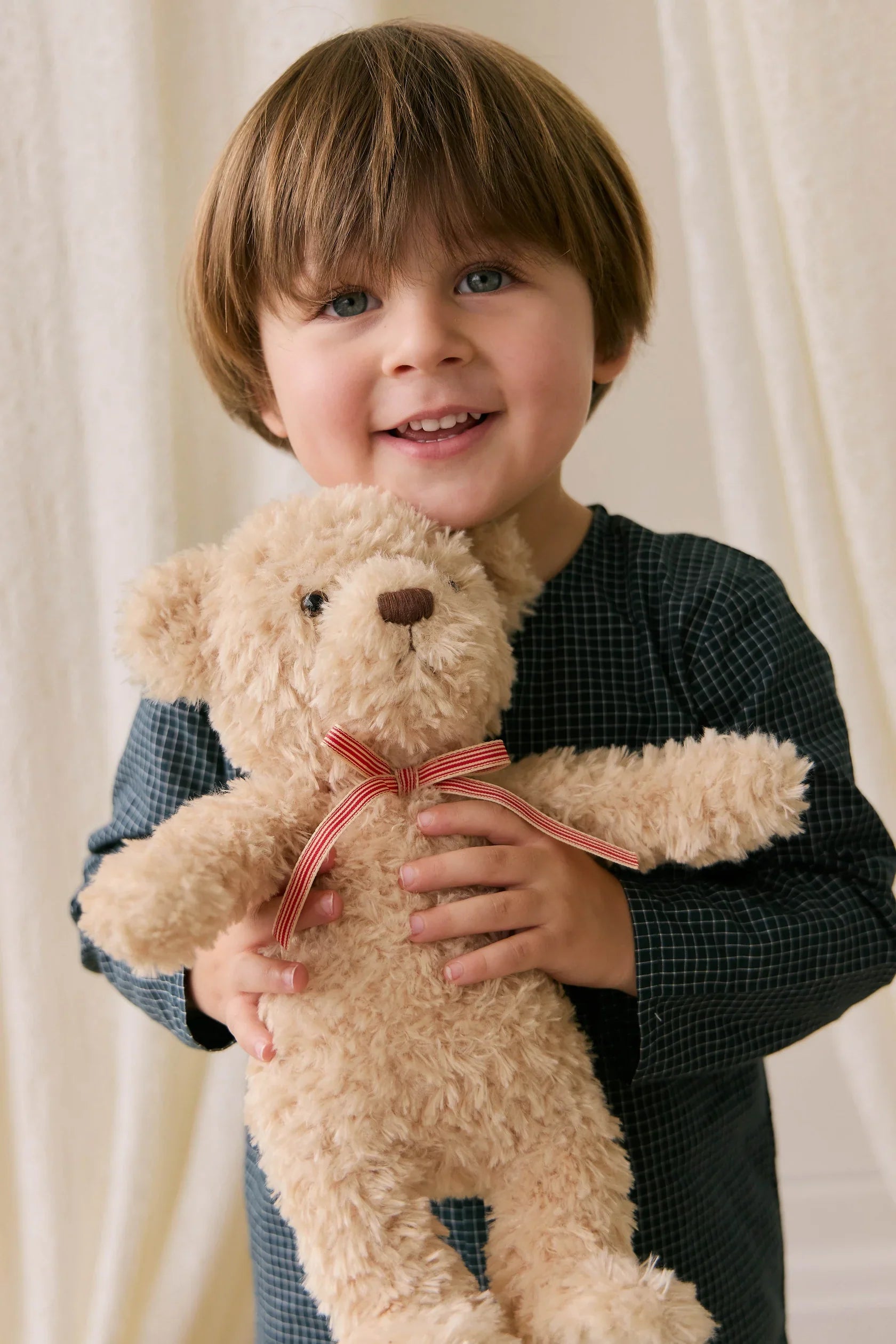 Snuggle Bunnies - Arthur the Bear - Arthur with Red Stripe Bow