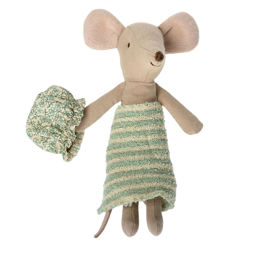 Maileg Wellness Mouse, Big Sister (Mint)